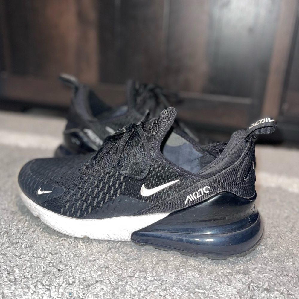 Nike Air Max 270